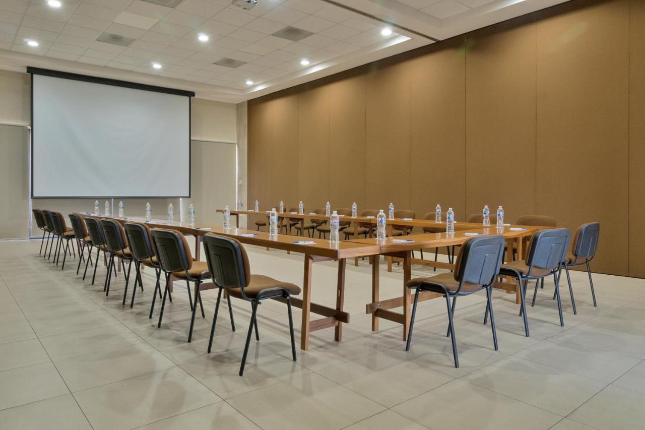 Comfort Inn Córdoba Екстериор снимка