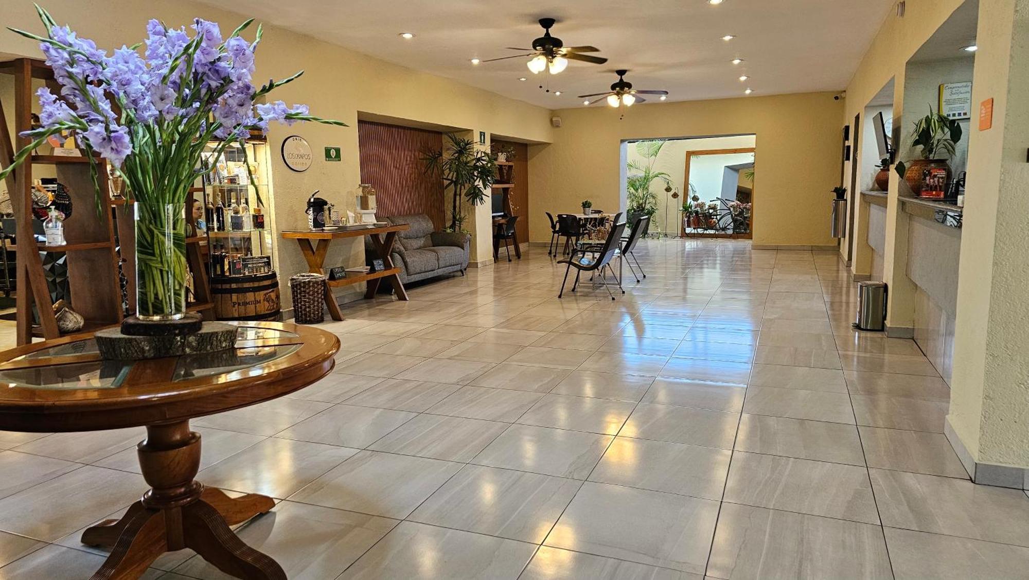 Comfort Inn Córdoba Екстериор снимка