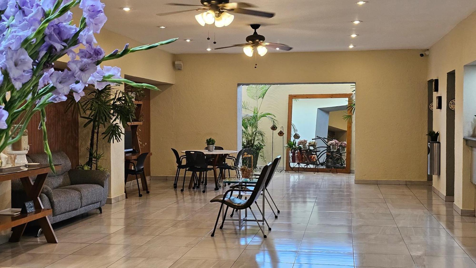 Comfort Inn Córdoba Екстериор снимка