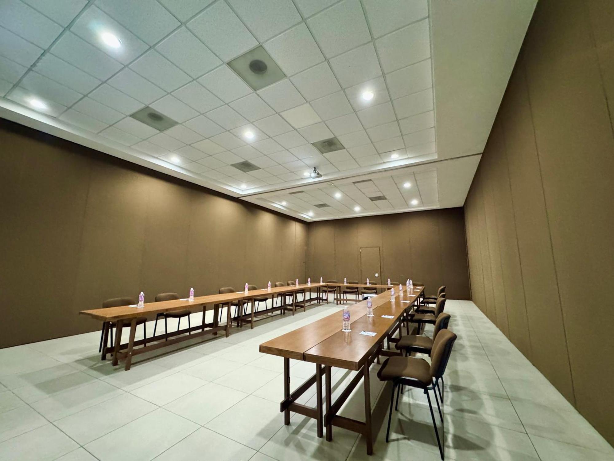 Comfort Inn Córdoba Екстериор снимка